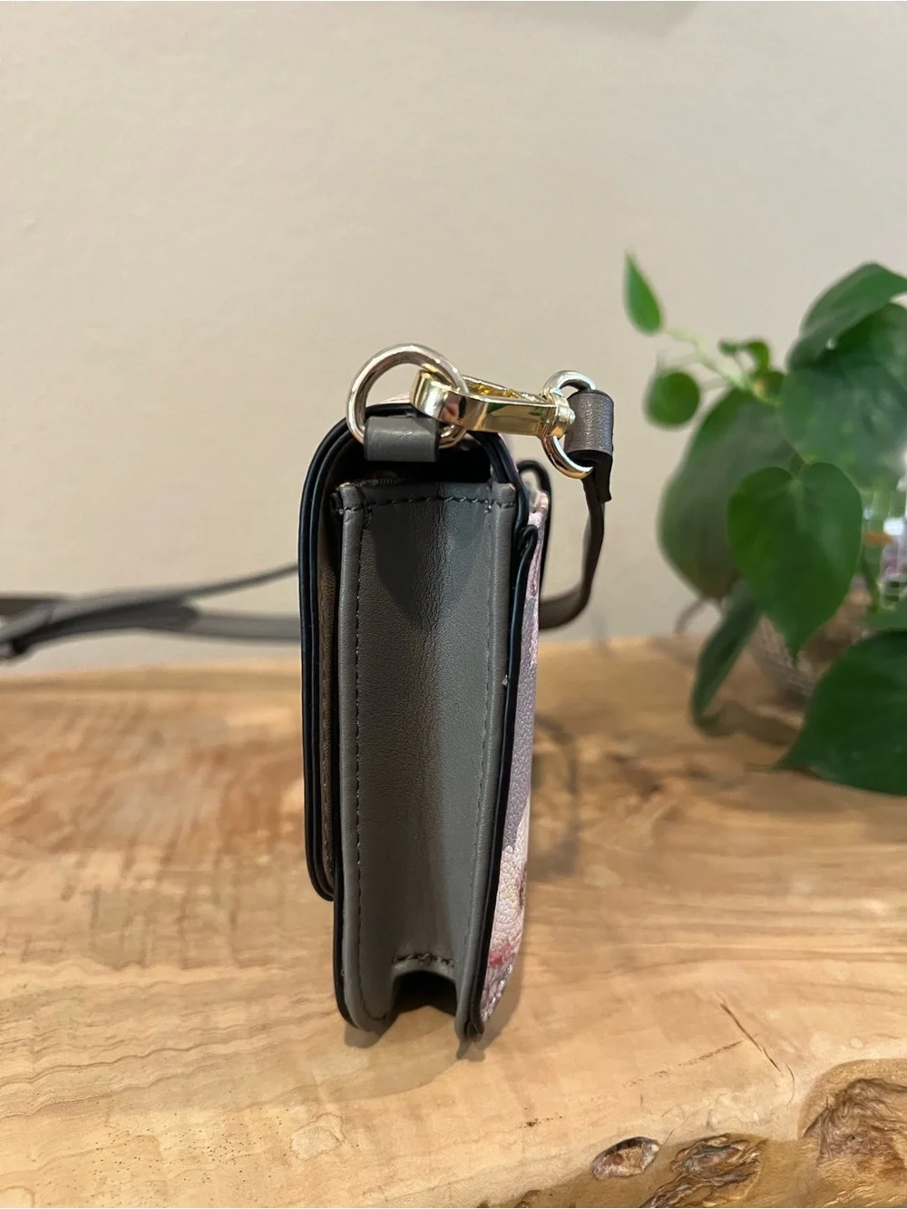 Nine West compact floral